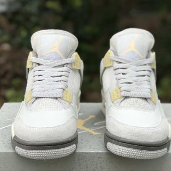 Jordan 4 Photonz   Gray and Cream Sneakers Brand New - Picture 9 of 10